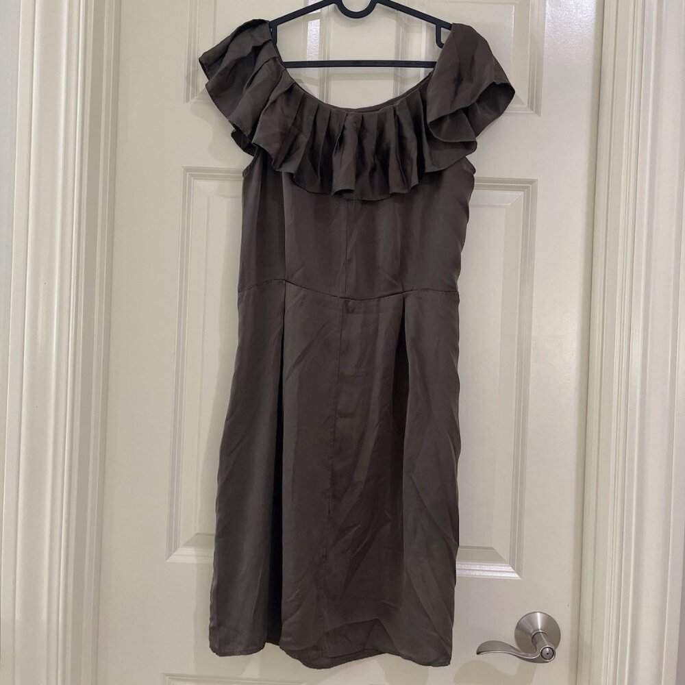 Banana Republic women 100% silk dress size 12